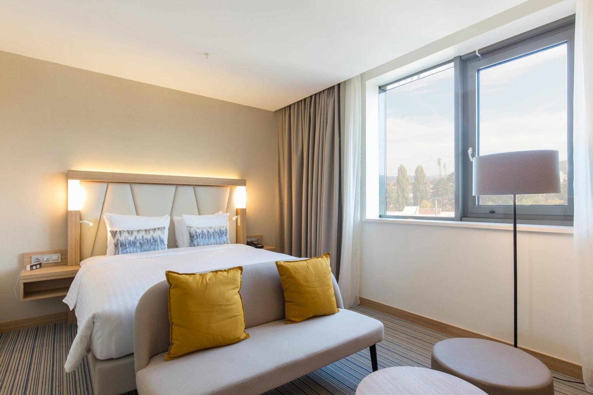 Courtyard By Marriott Banja Luka Hotel Luaran gambar