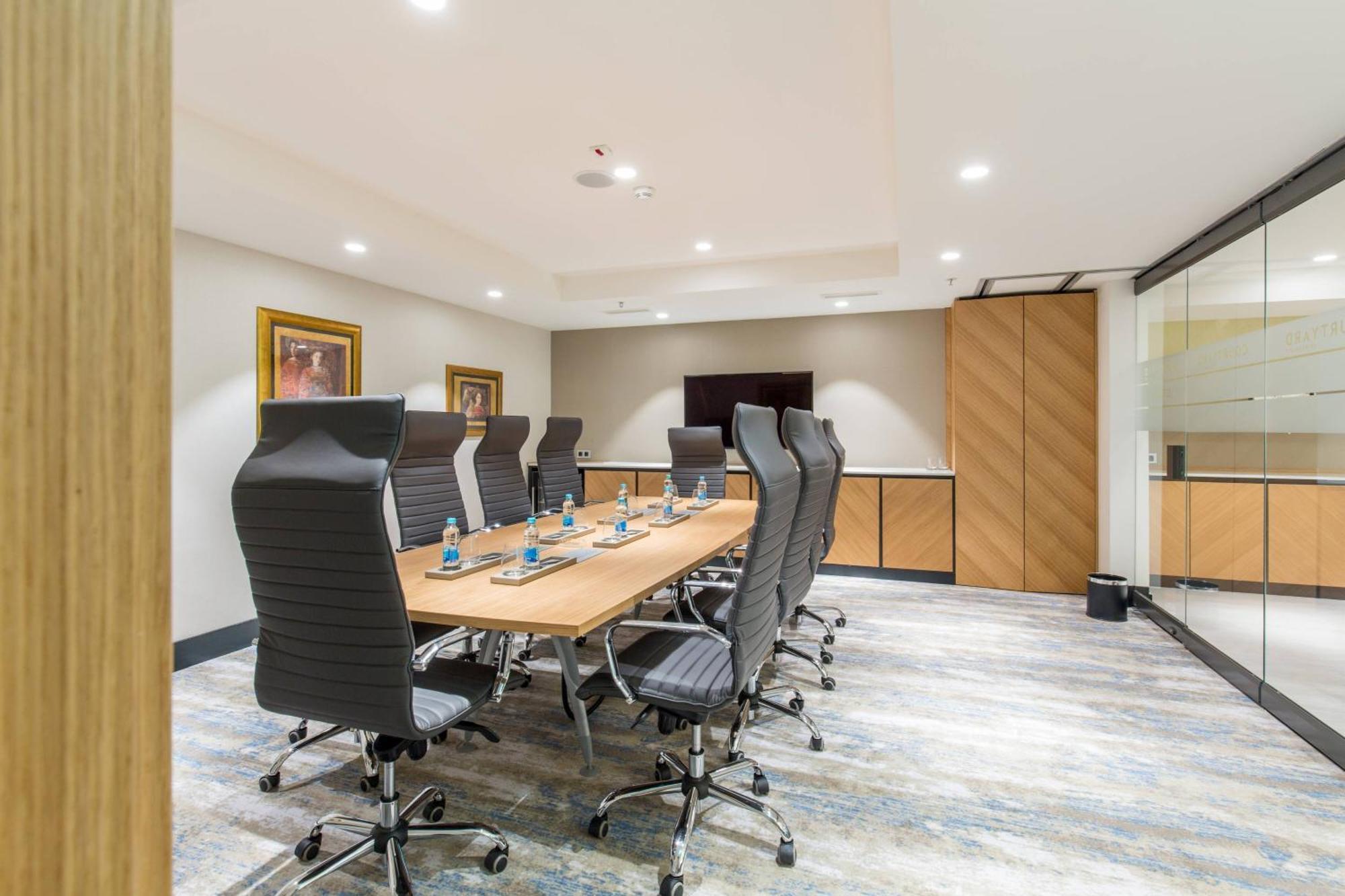 Courtyard By Marriott Banja Luka Hotel Luaran gambar